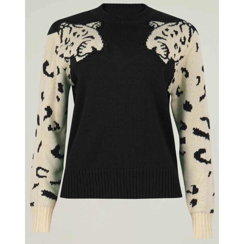 NWT Angashion Black and White Leopard Sweater M